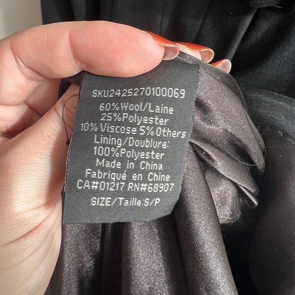 LE CHATEAU Wool Coat with Faux Fur Collar - Picture 11 of 13